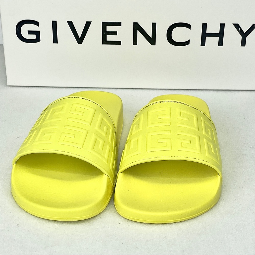 in Box GIVENCHY Pool Slide size EU 37 Neon